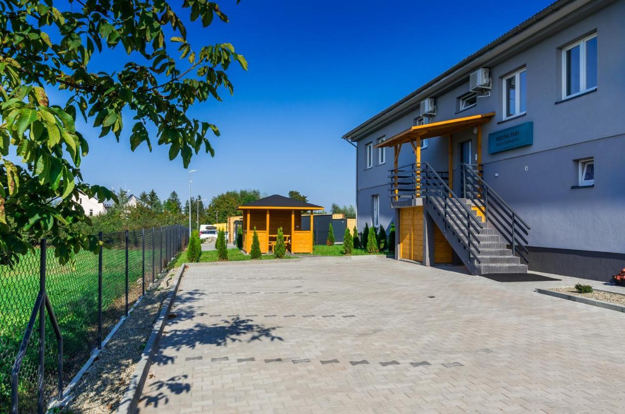Apartamenty Medyka Park Ngoại thất bức ảnh
