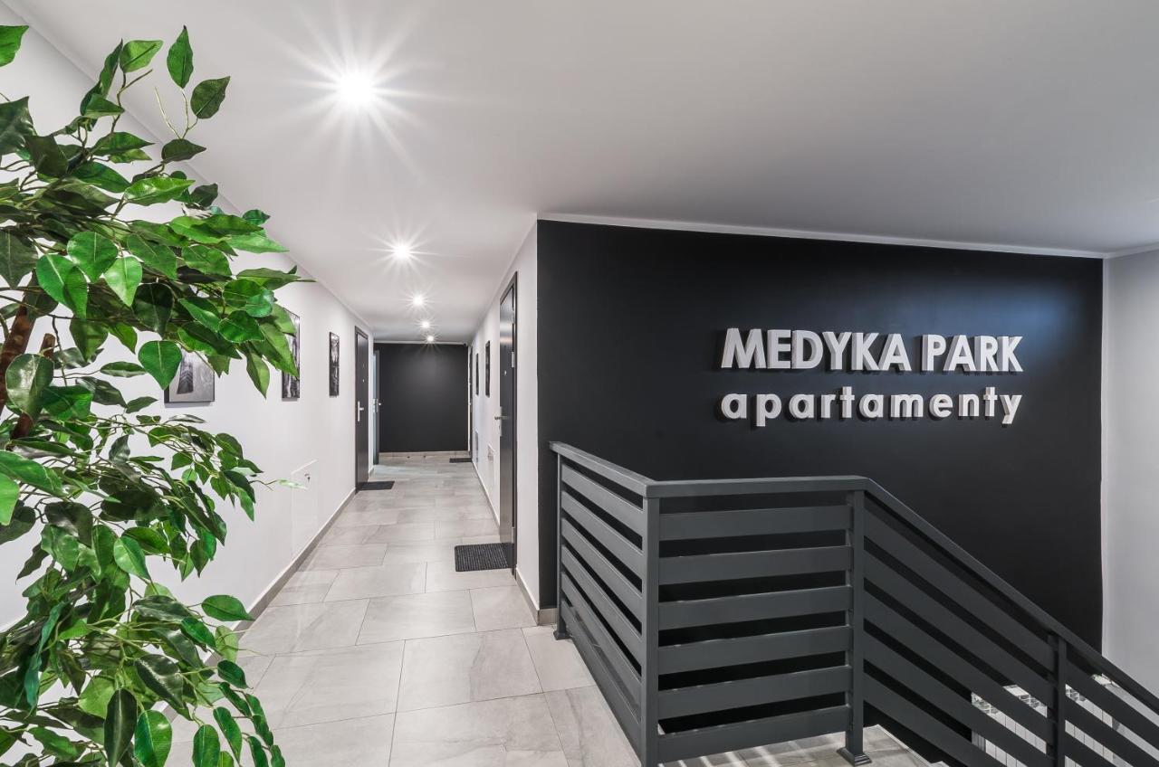 Apartamenty Medyka Park Ngoại thất bức ảnh
